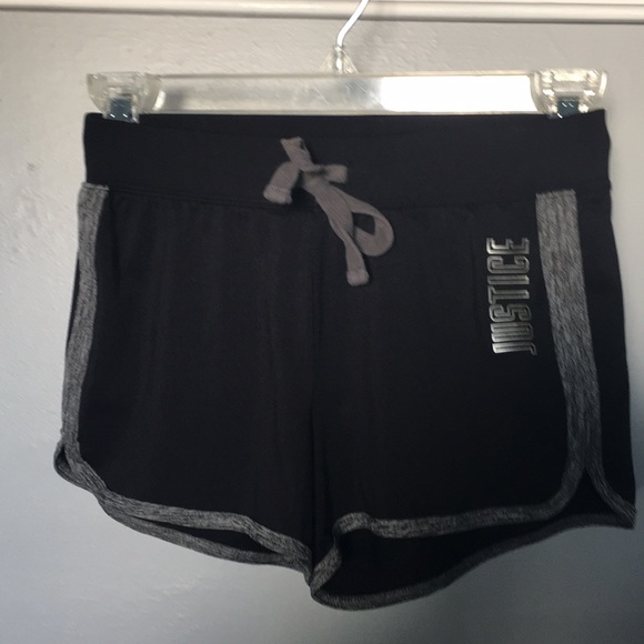 Shorts - Picture 1 of 3